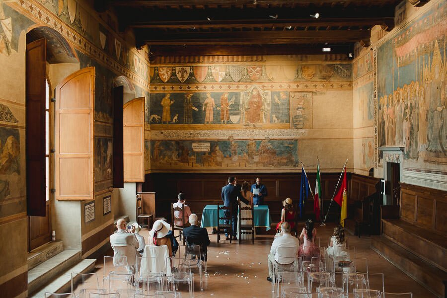 Elopement in San Gimignano