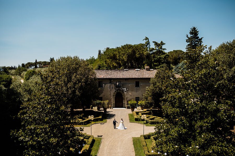 Wedding at the Castello di Oliveto in Castelfiorentino